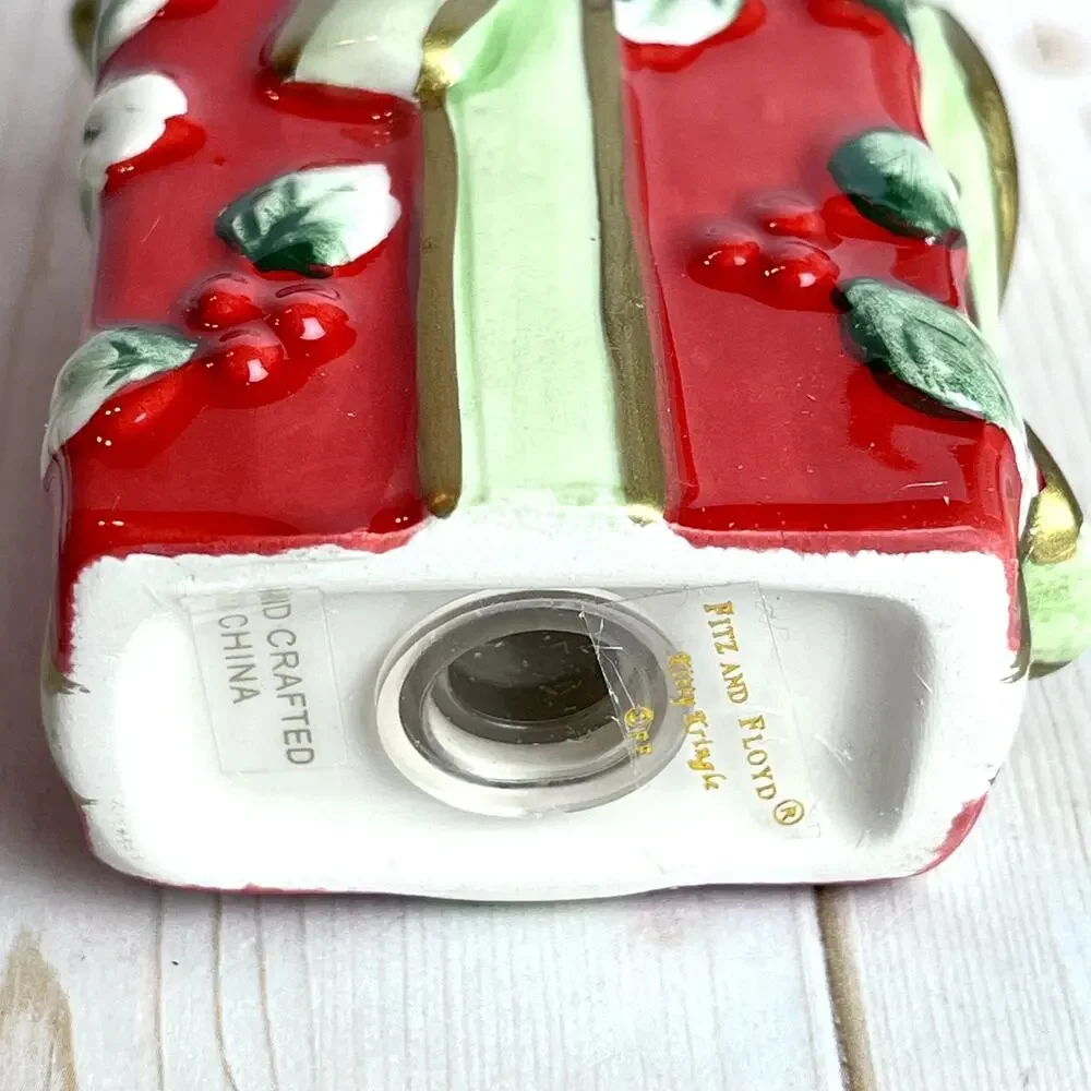 Fitz and Floyd Kitty Kringle Salt Pepper Shakers Original Box 2009 Discontinued